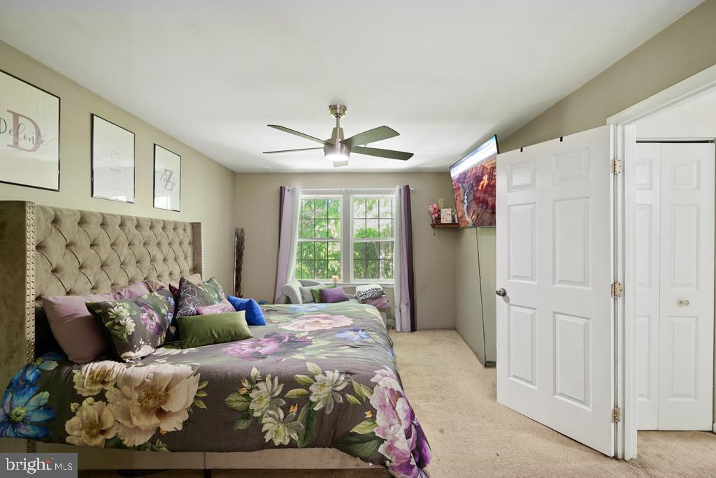 SUMMIT CREEK - Residential