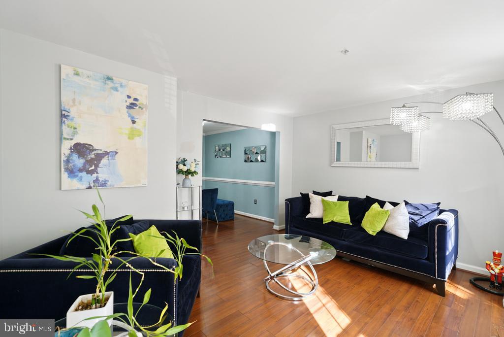 SUMMIT CREEK - Residential