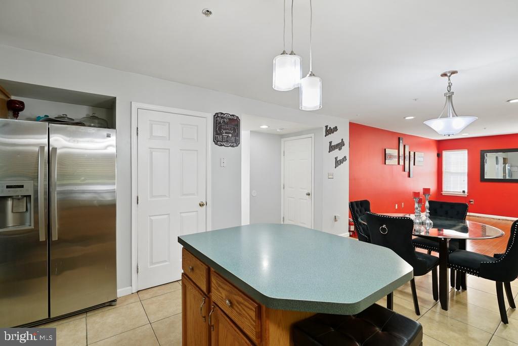 SUMMIT CREEK - Residential