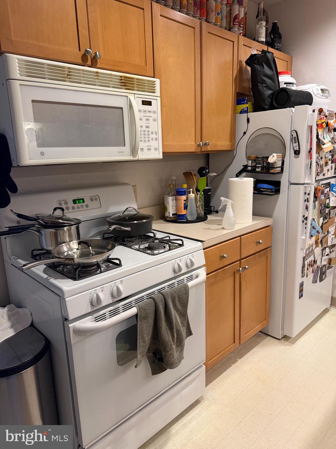 1100 VINE STREET 00 1003