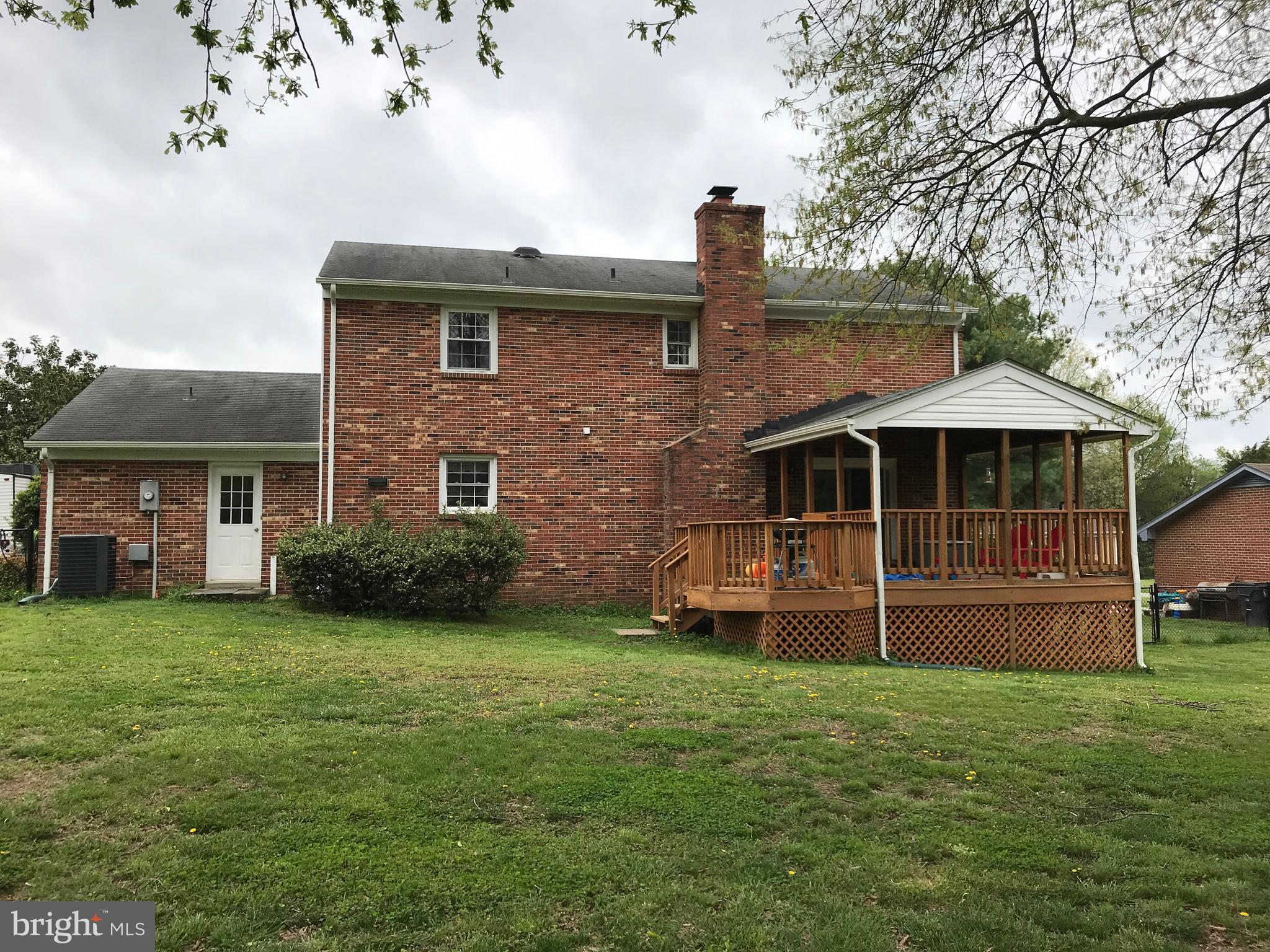 KENDALLWOOD ESTATES - Residential Lease