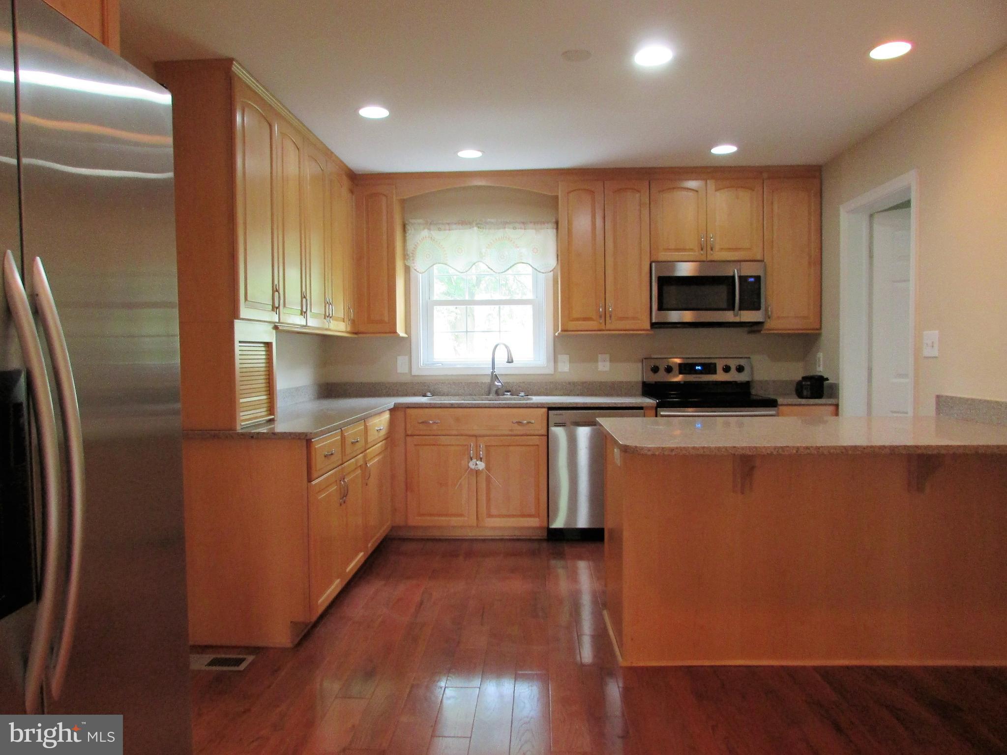 KENDALLWOOD ESTATES - Residential Lease