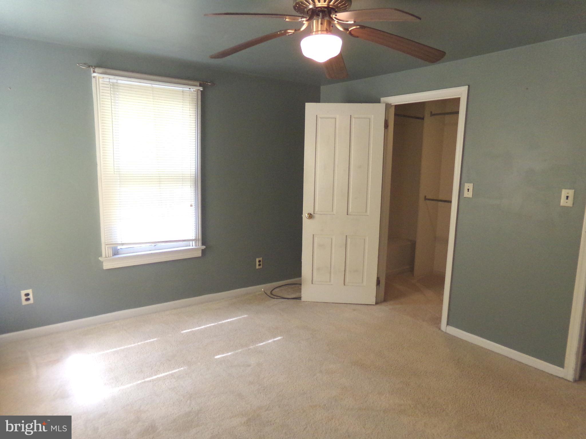 PLEASUREVILLE - Residential