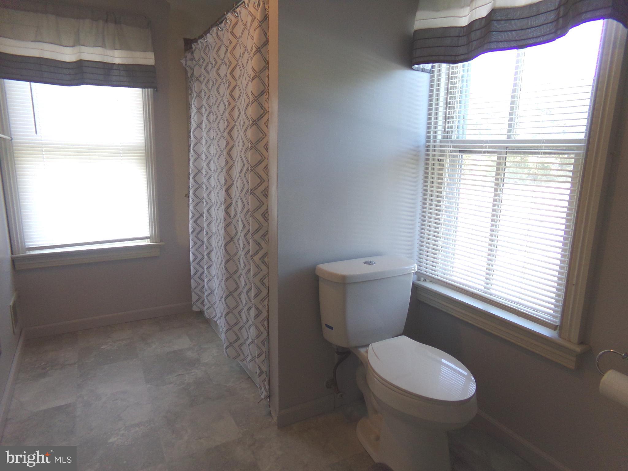 PLEASUREVILLE - Residential