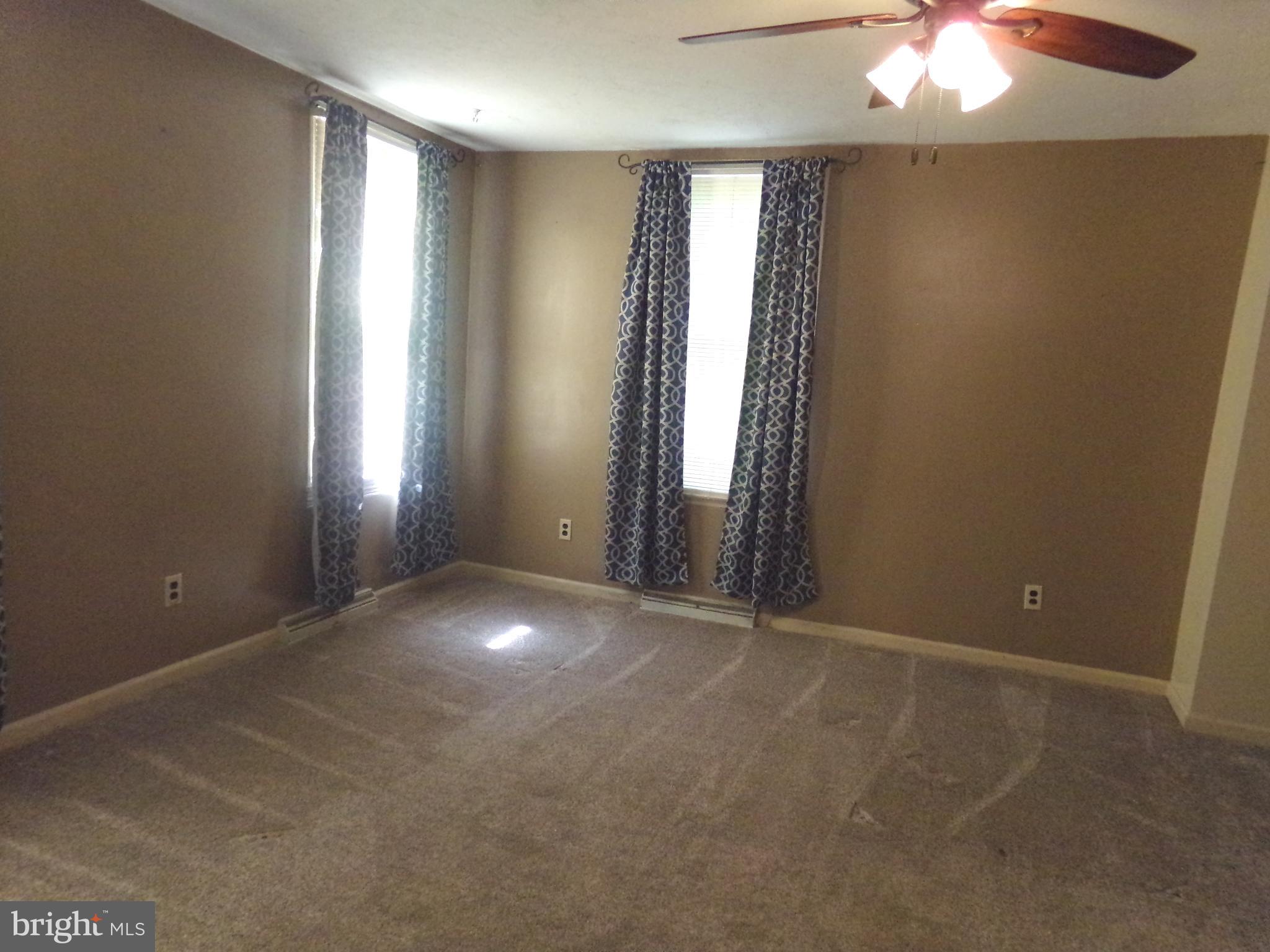 PLEASUREVILLE - Residential