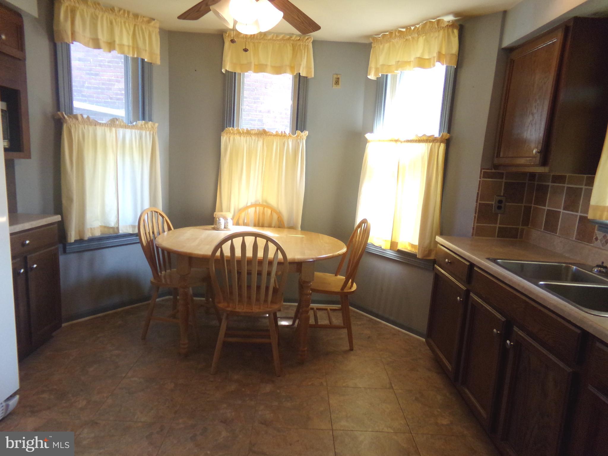 PLEASUREVILLE - Residential