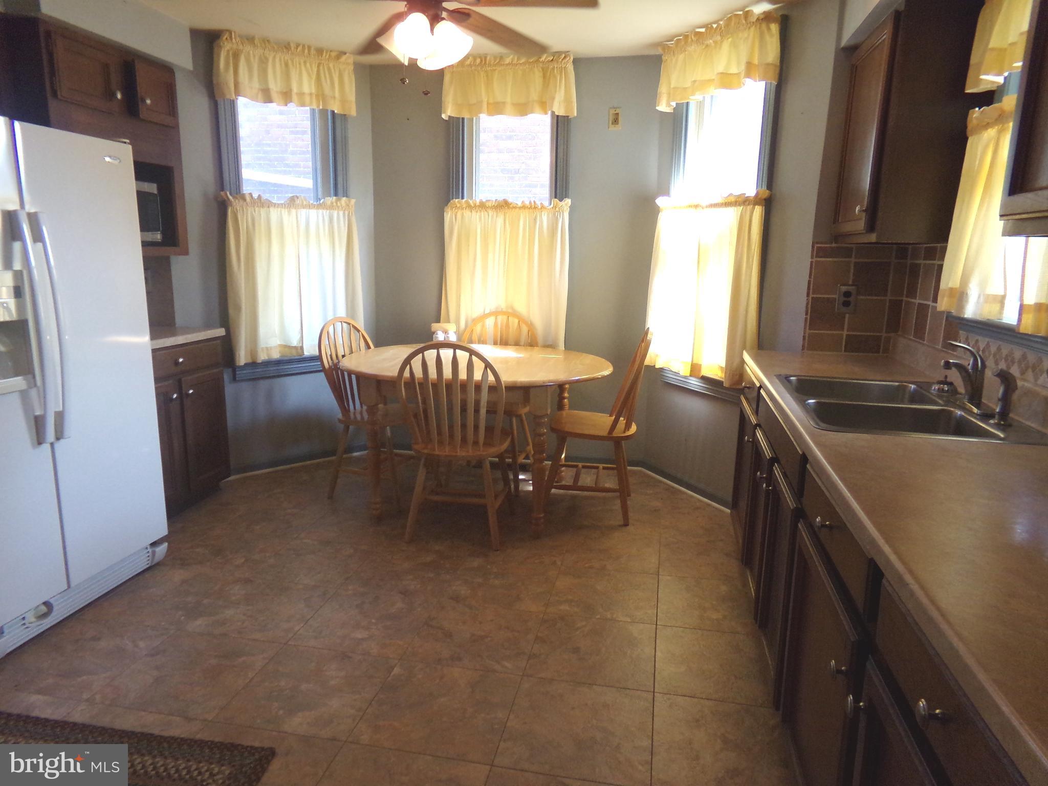 PLEASUREVILLE - Residential