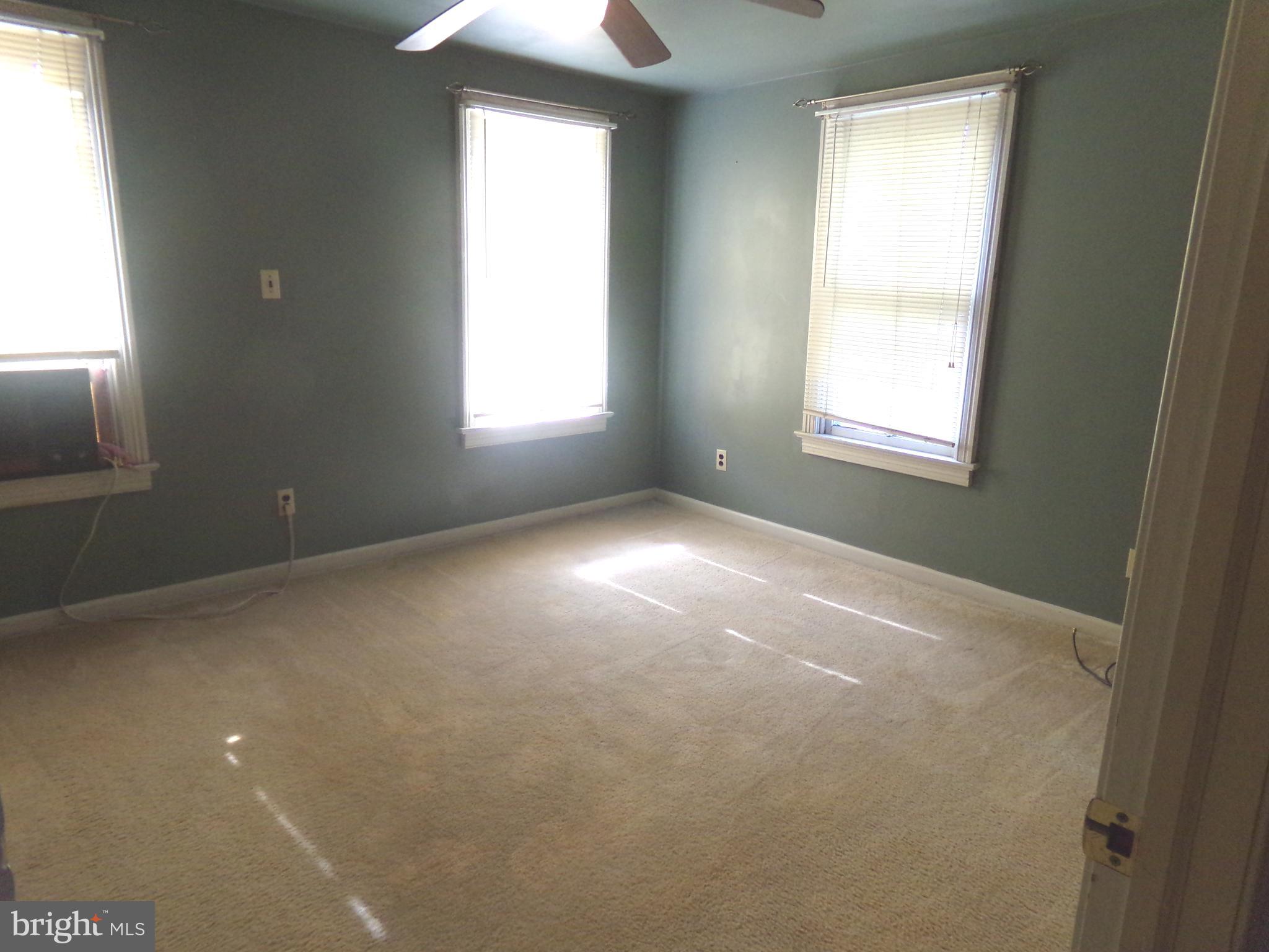 PLEASUREVILLE - Residential