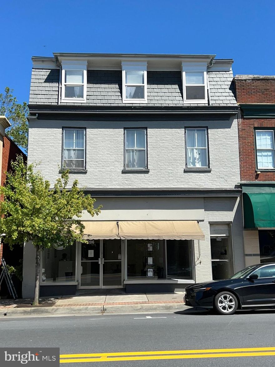 Great space located in the wonderful downtown Charles Town area.  Rent includes water, sewer, and trash included.  This 900 sq foot space has new LVP flooring and freshly painted, ready for your business! This is not a front window space facing Washington St, use door to the right of the building.  Contact listing agent for more details. Business must obtain renters Insurance.