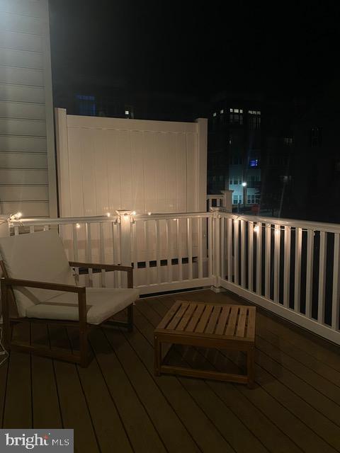 HOWARD SQUARE - Residential Lease