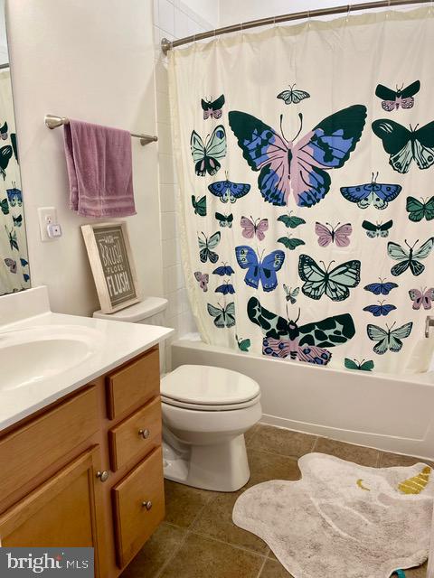 HOWARD SQUARE - Residential Lease