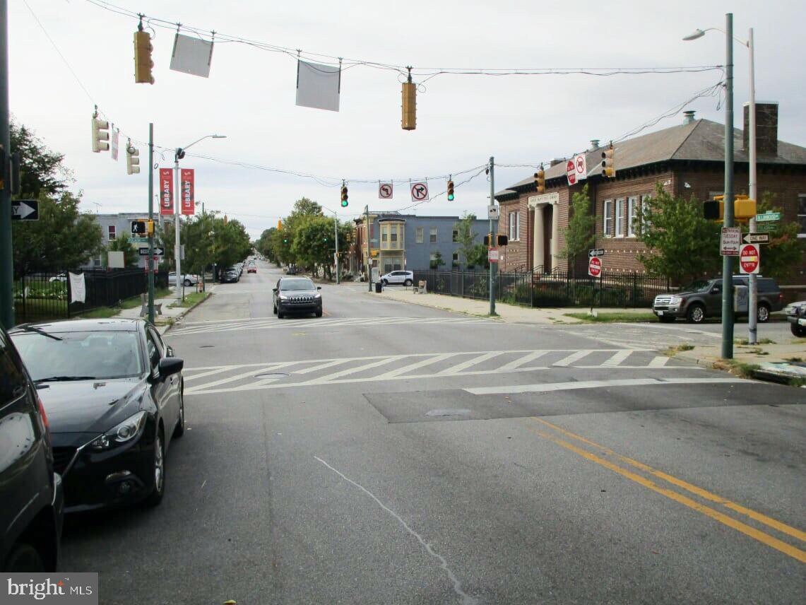 ELWOOD PARK - Residential