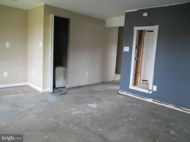 WEST SHORE - Residential