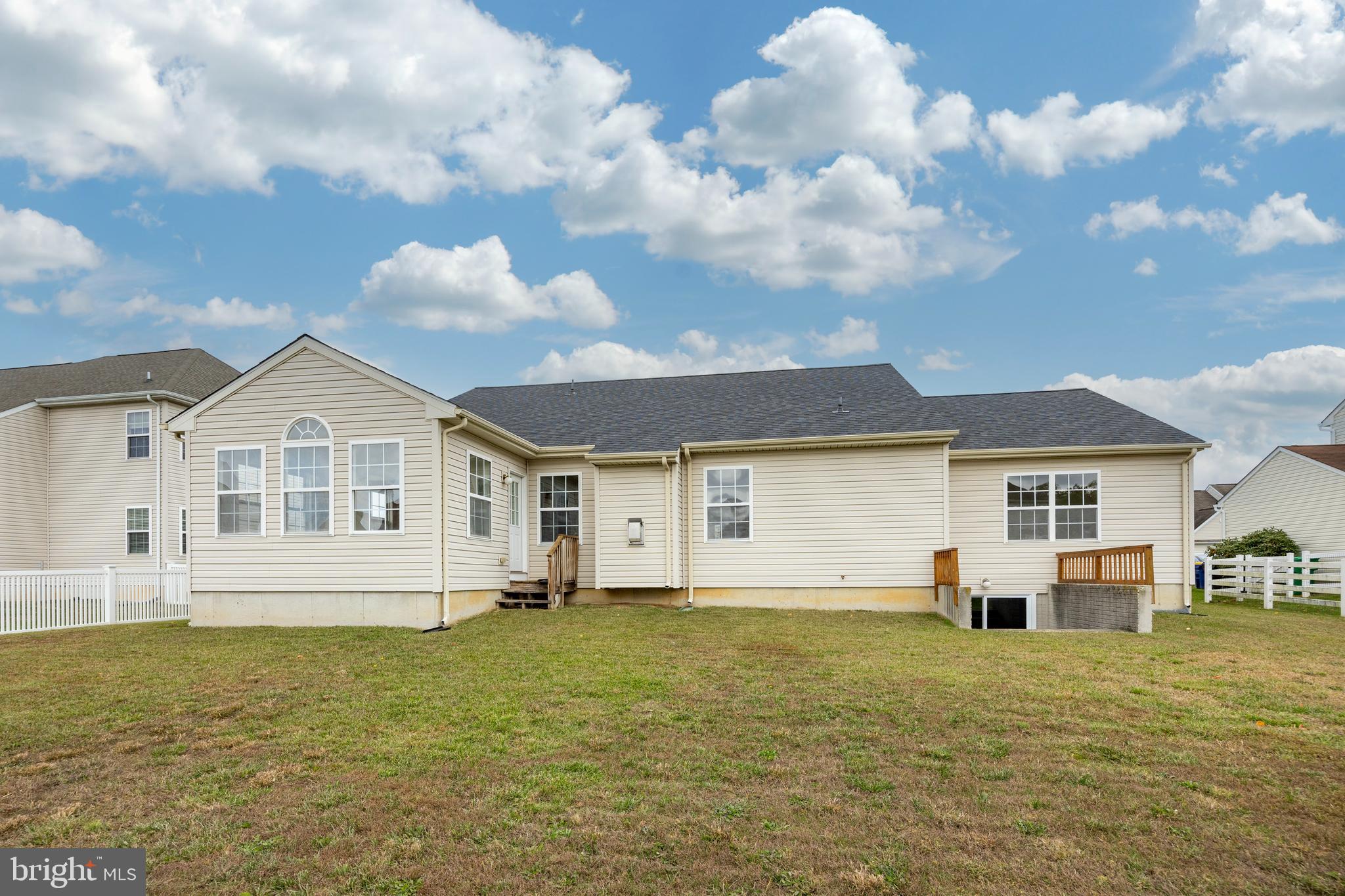 BRENFORD WOODS - Residential