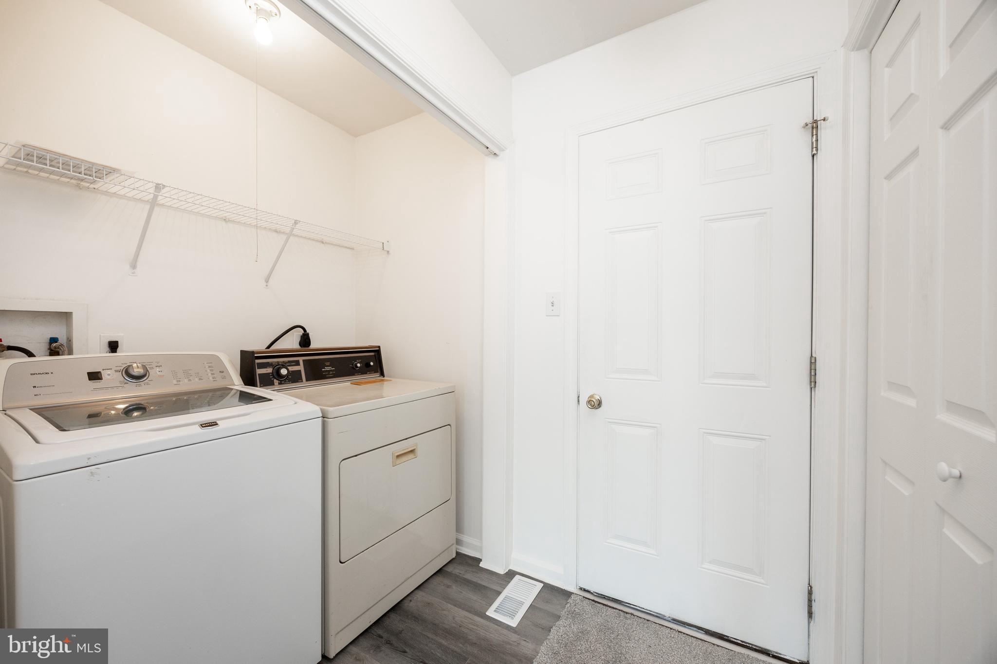 BRENFORD WOODS - Residential