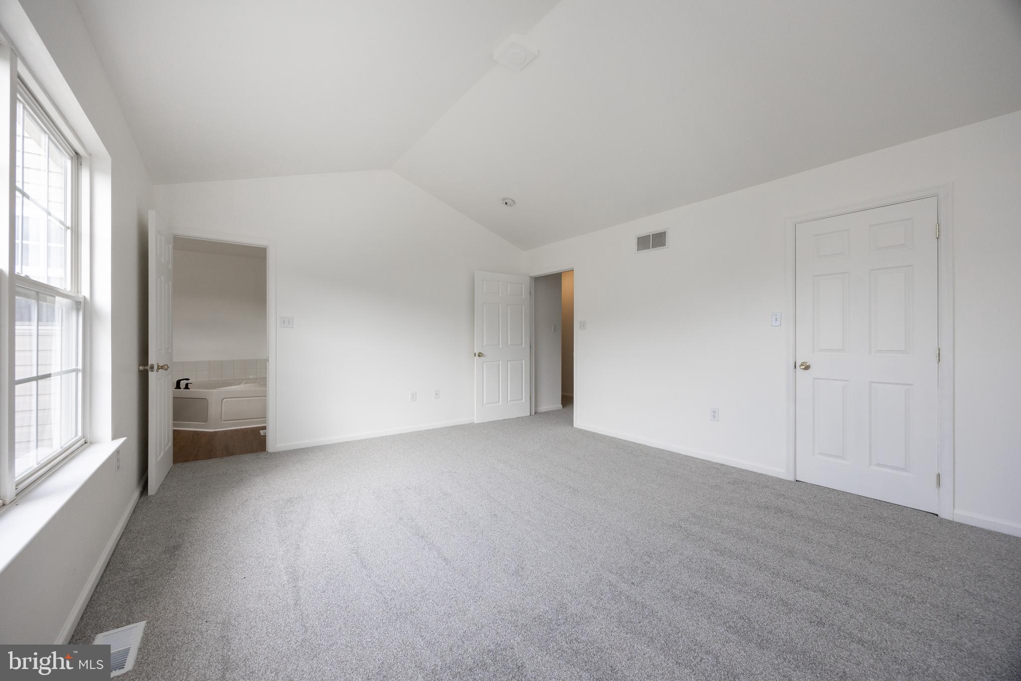 BRENFORD WOODS - Residential