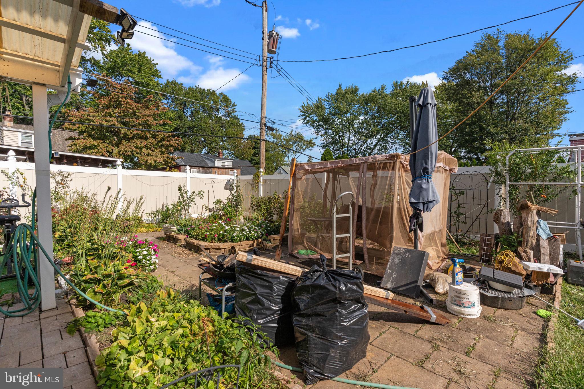 SOMERTON - Residential