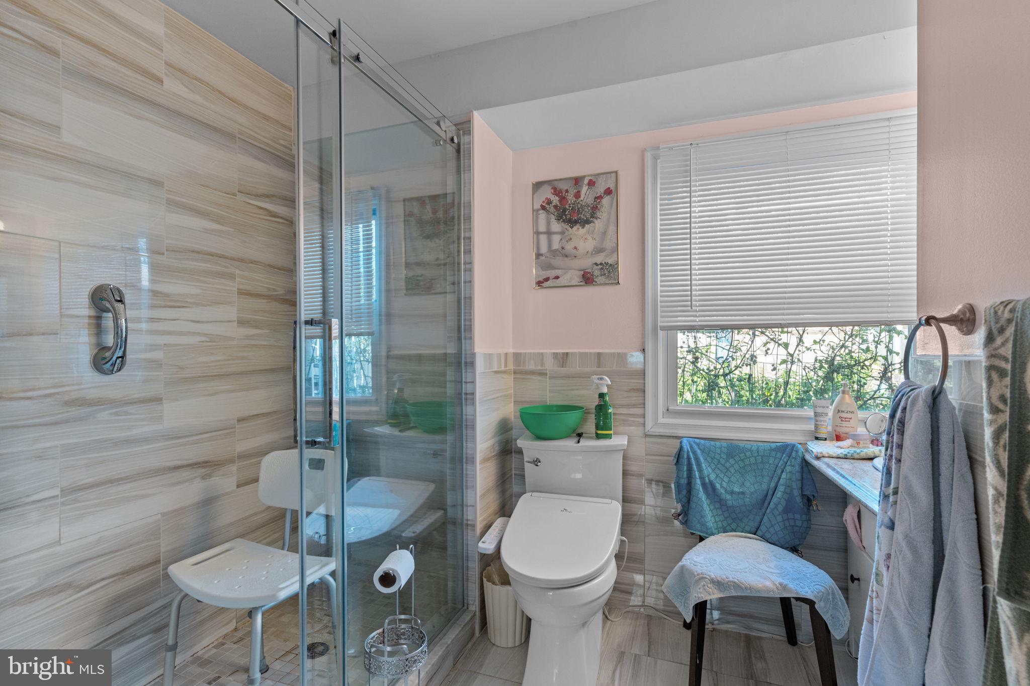 SOMERTON - Residential