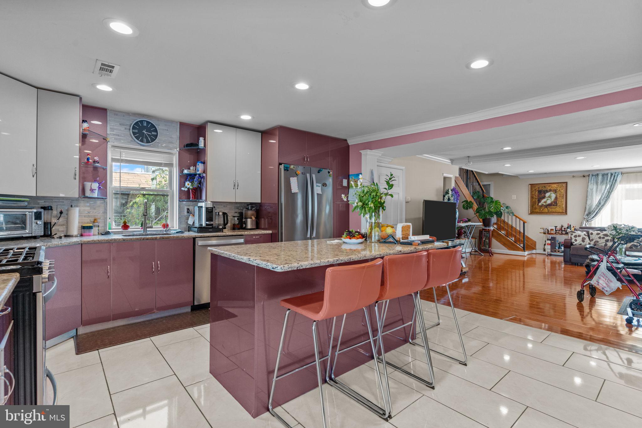 SOMERTON - Residential