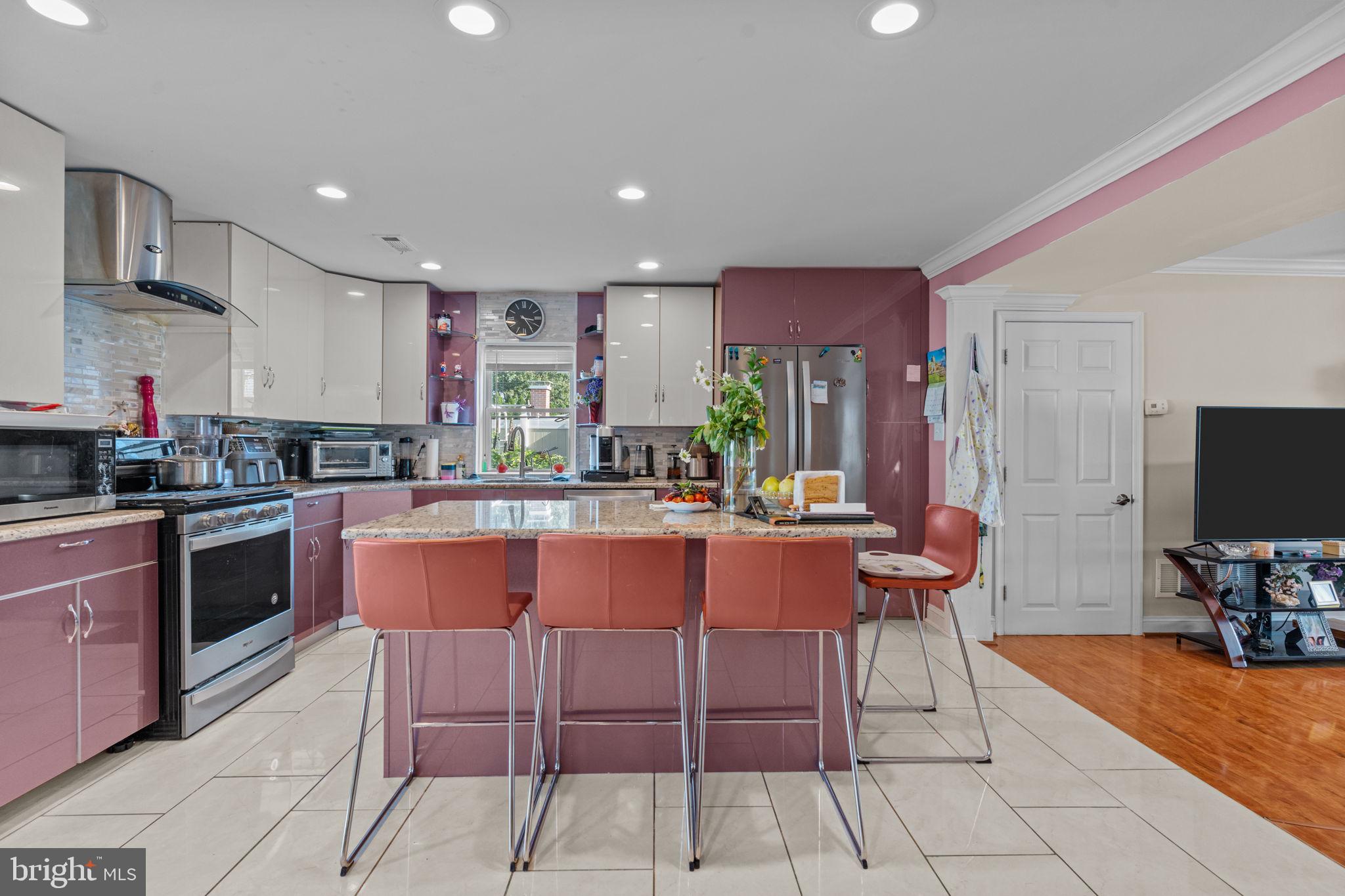 SOMERTON - Residential