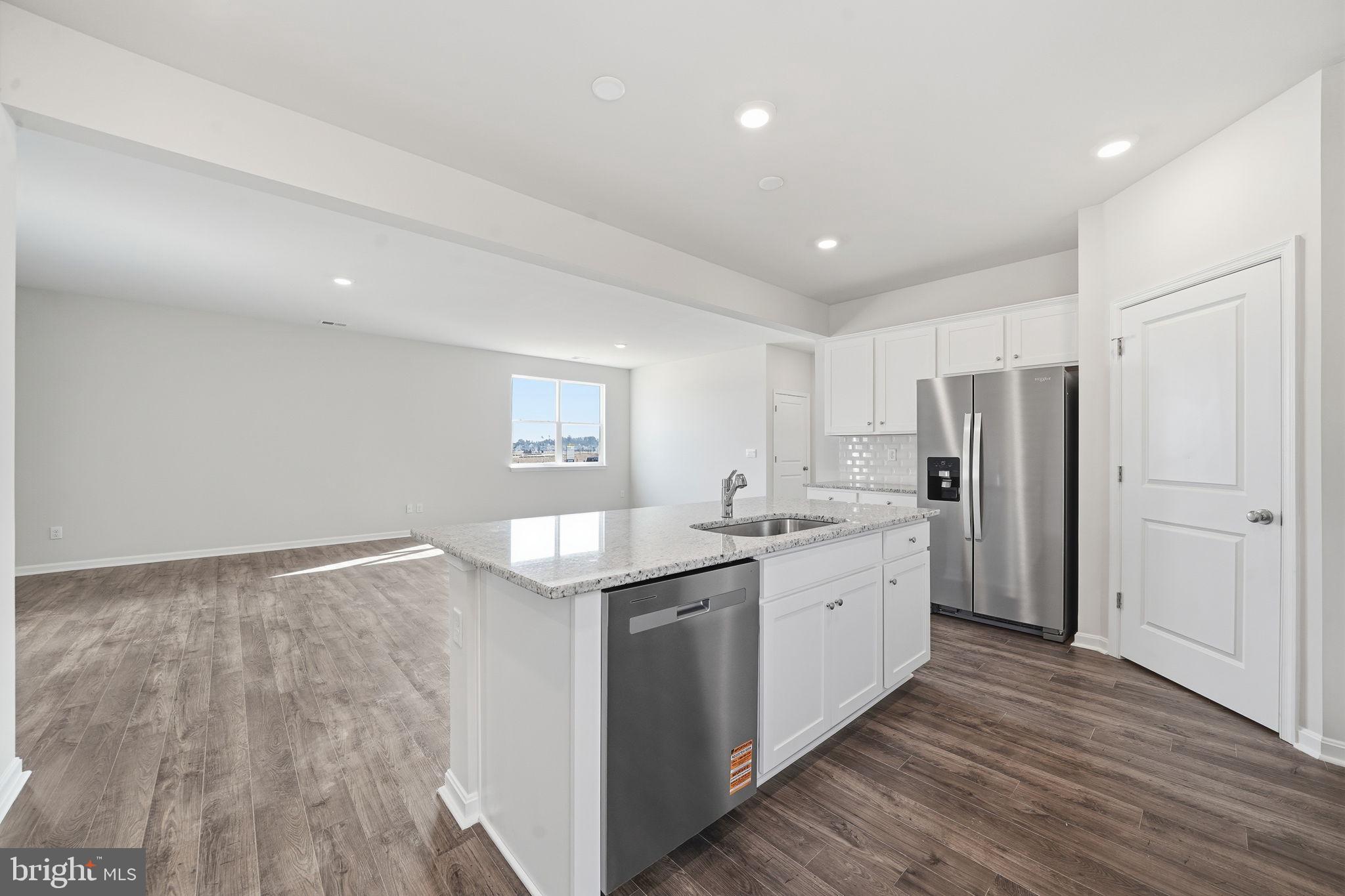 LADYSMITH VILLAGE - Residential