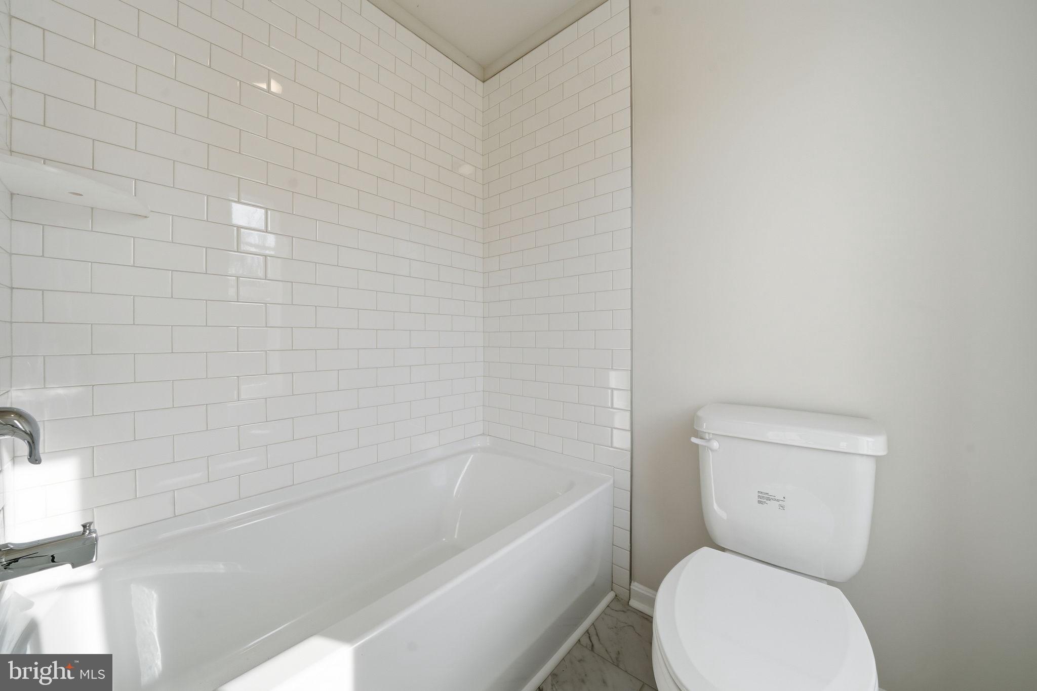 LADYSMITH VILLAGE - Residential