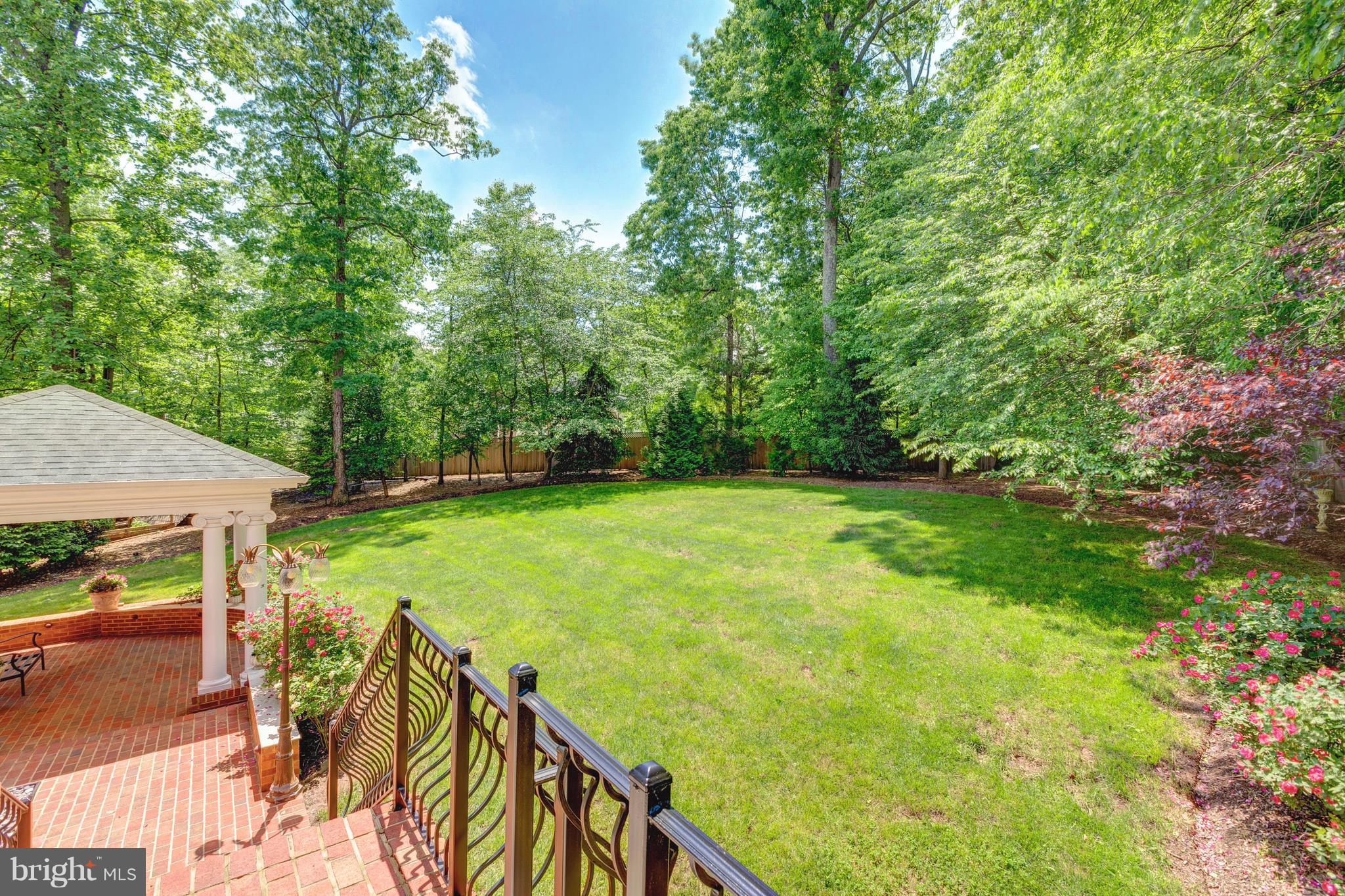 COLVIN MANOR - Residential