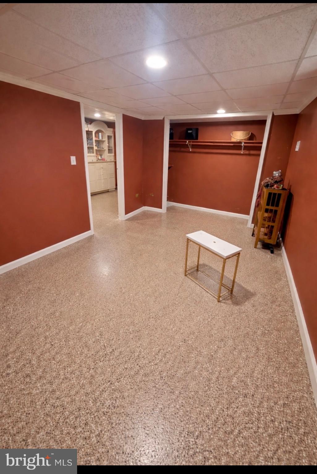 ABERDEEN HILLS - Residential