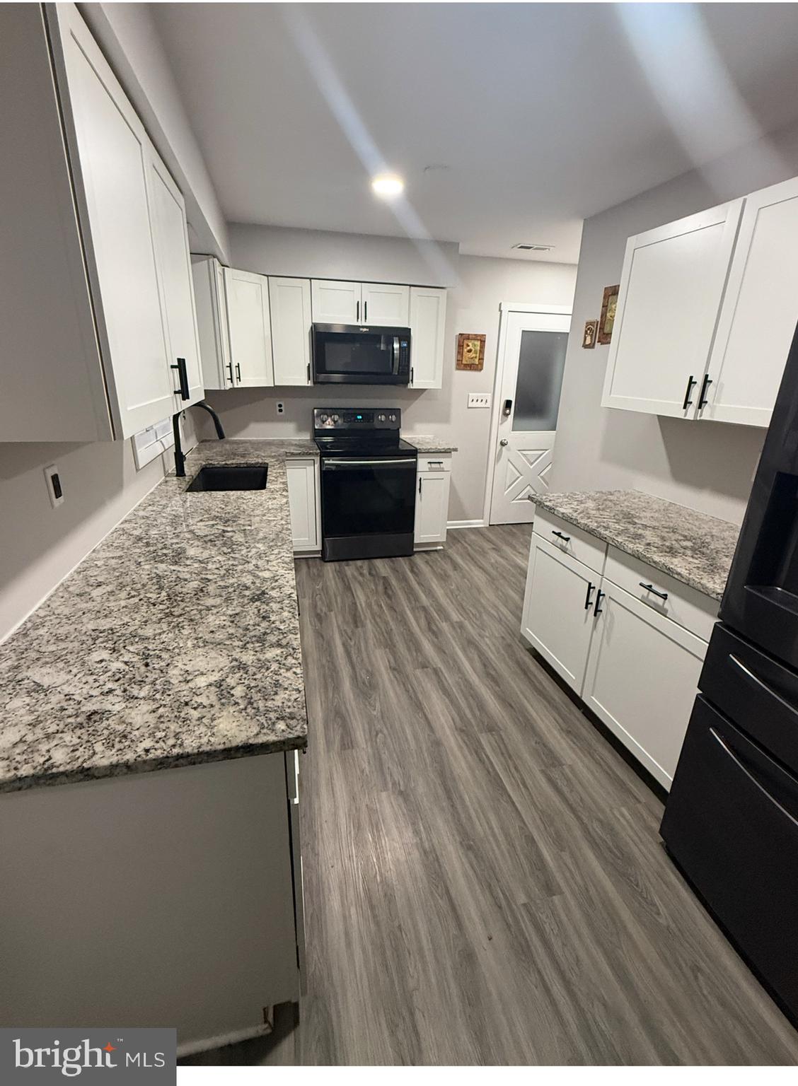 ABERDEEN HILLS - Residential