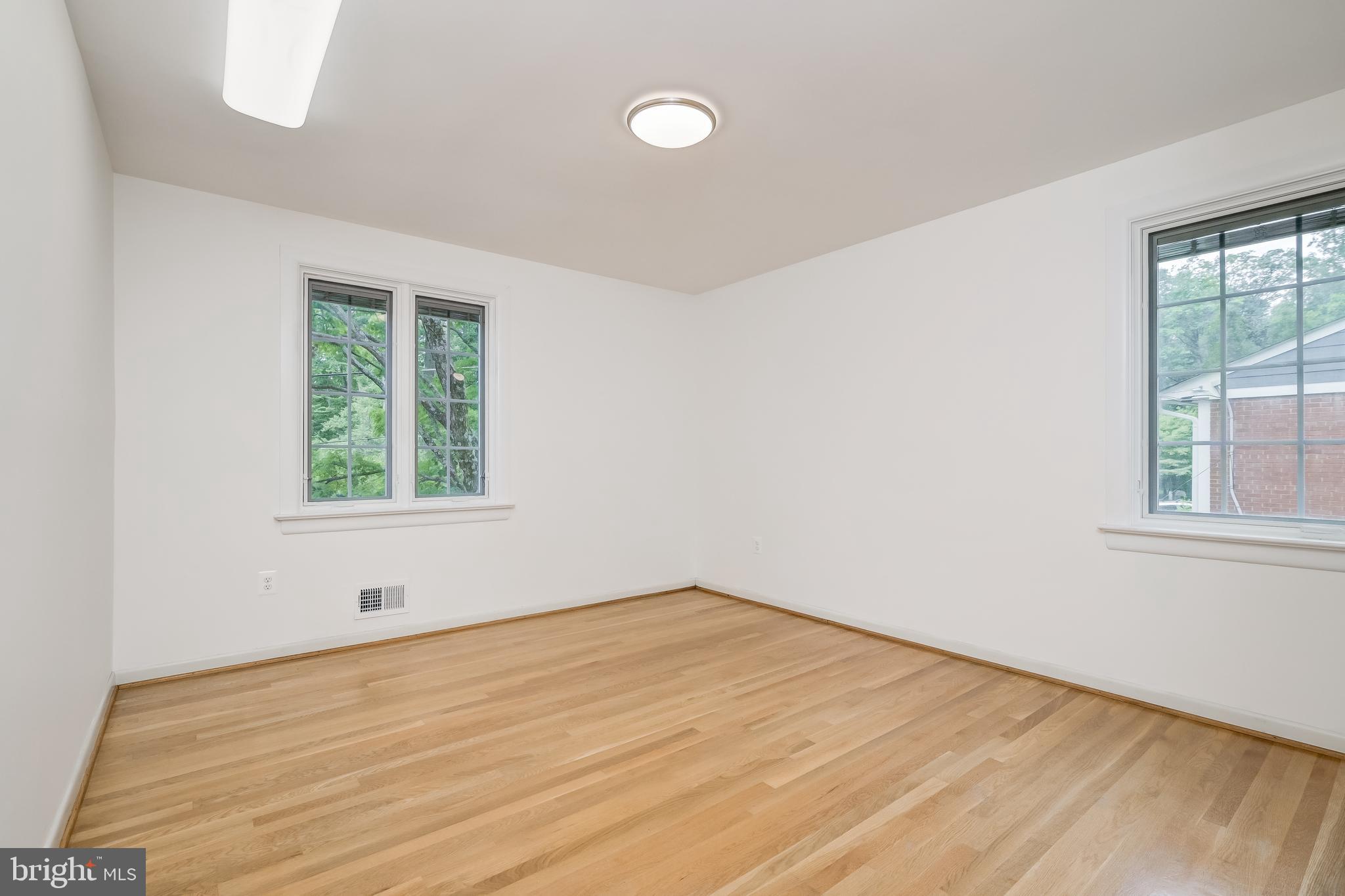 WILDWOOD KNOLLS - Residential