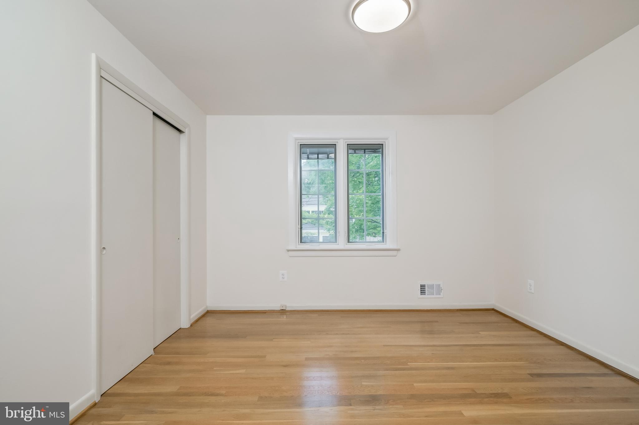 WILDWOOD KNOLLS - Residential