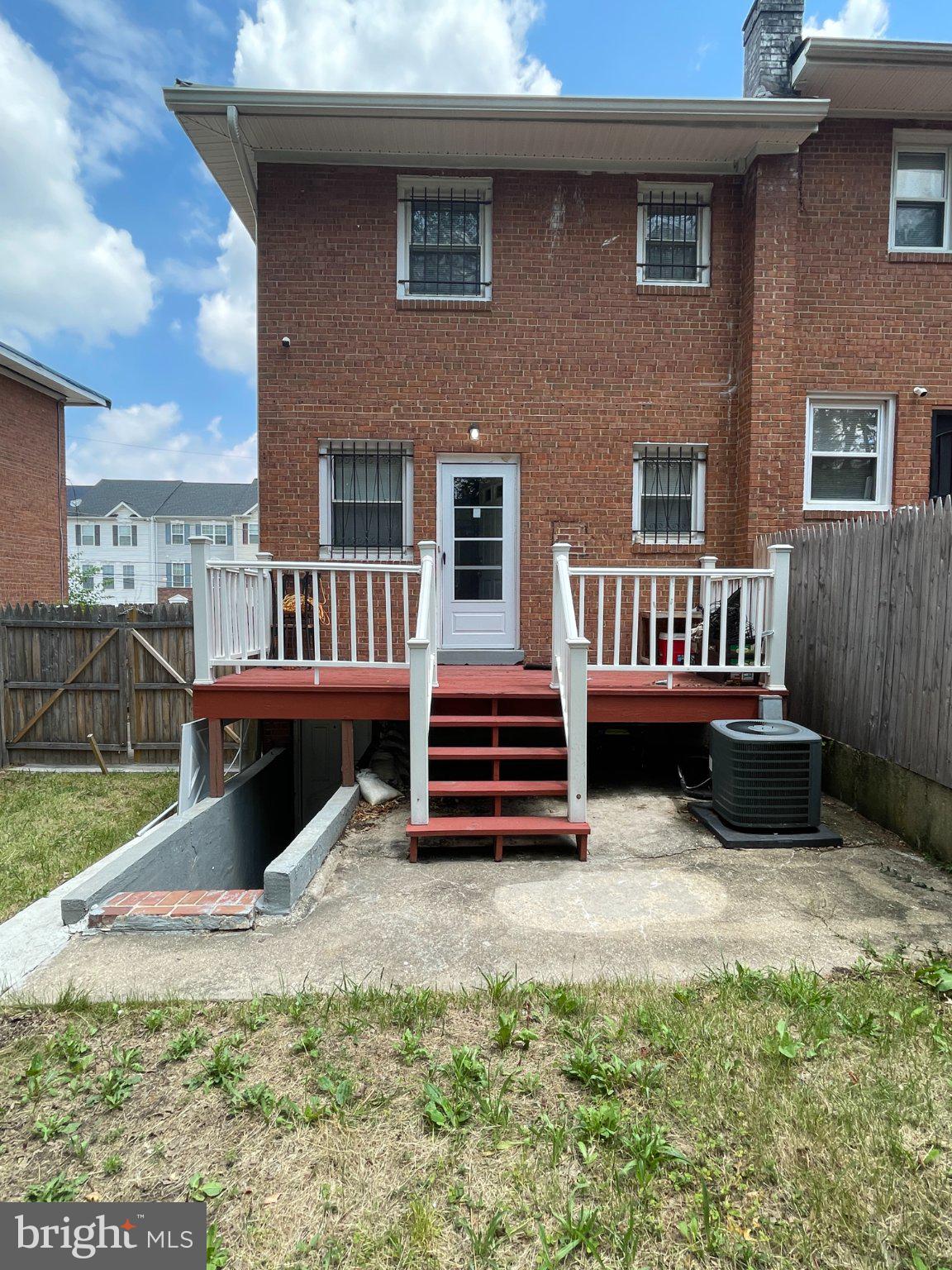 821 MAURY AVENUE