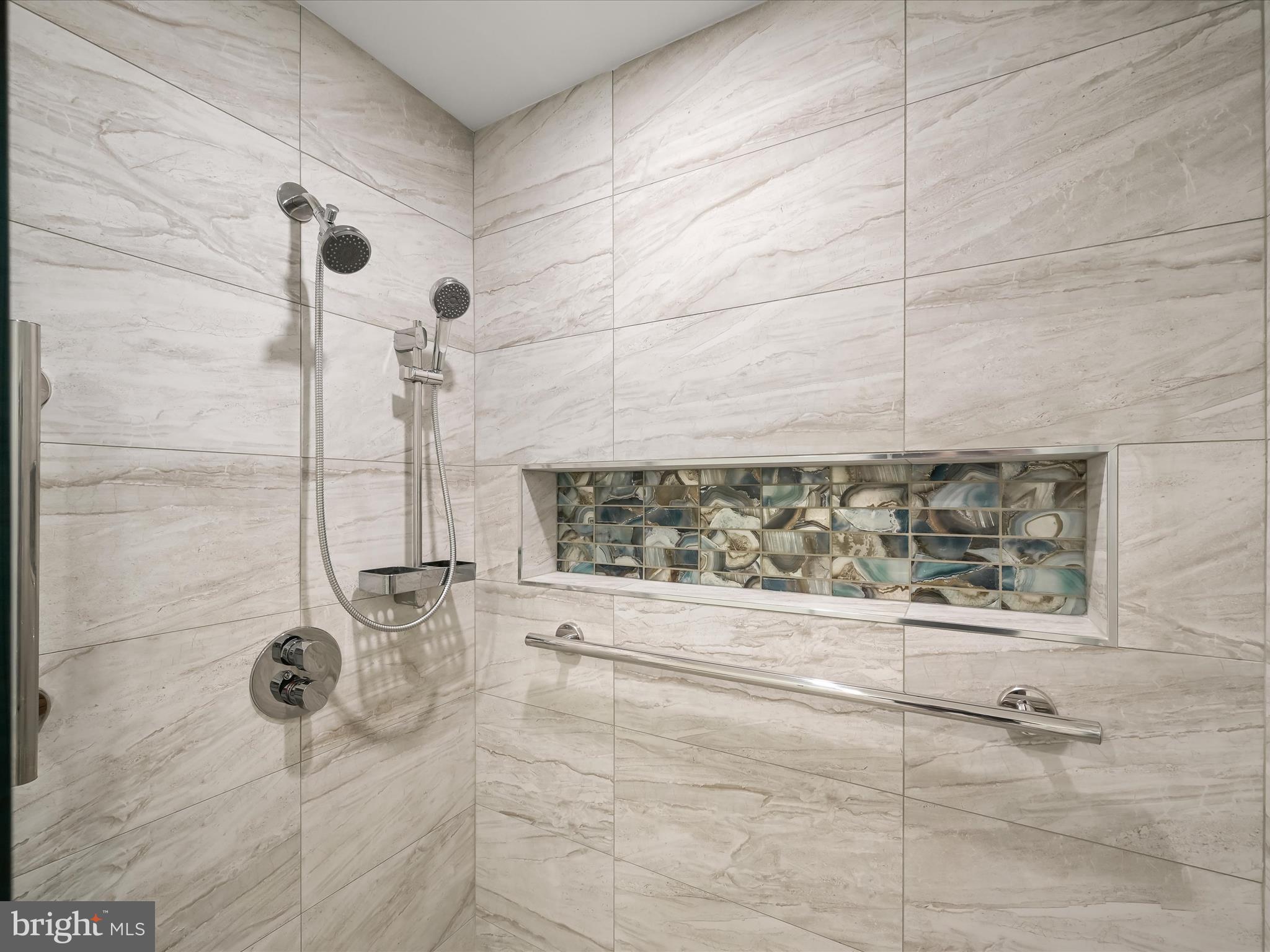 SOLOMONS RIDGE - Residential