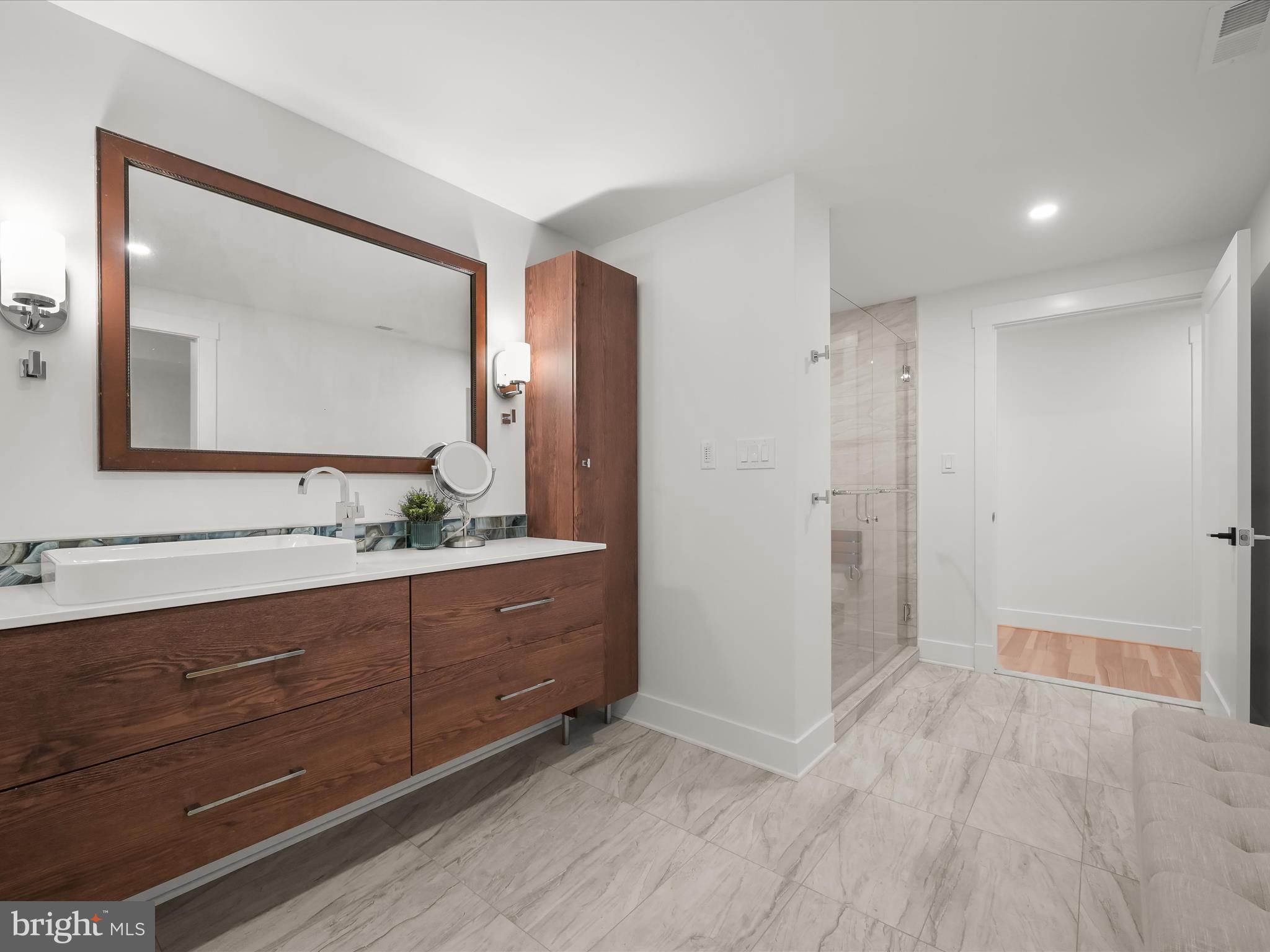 SOLOMONS RIDGE - Residential