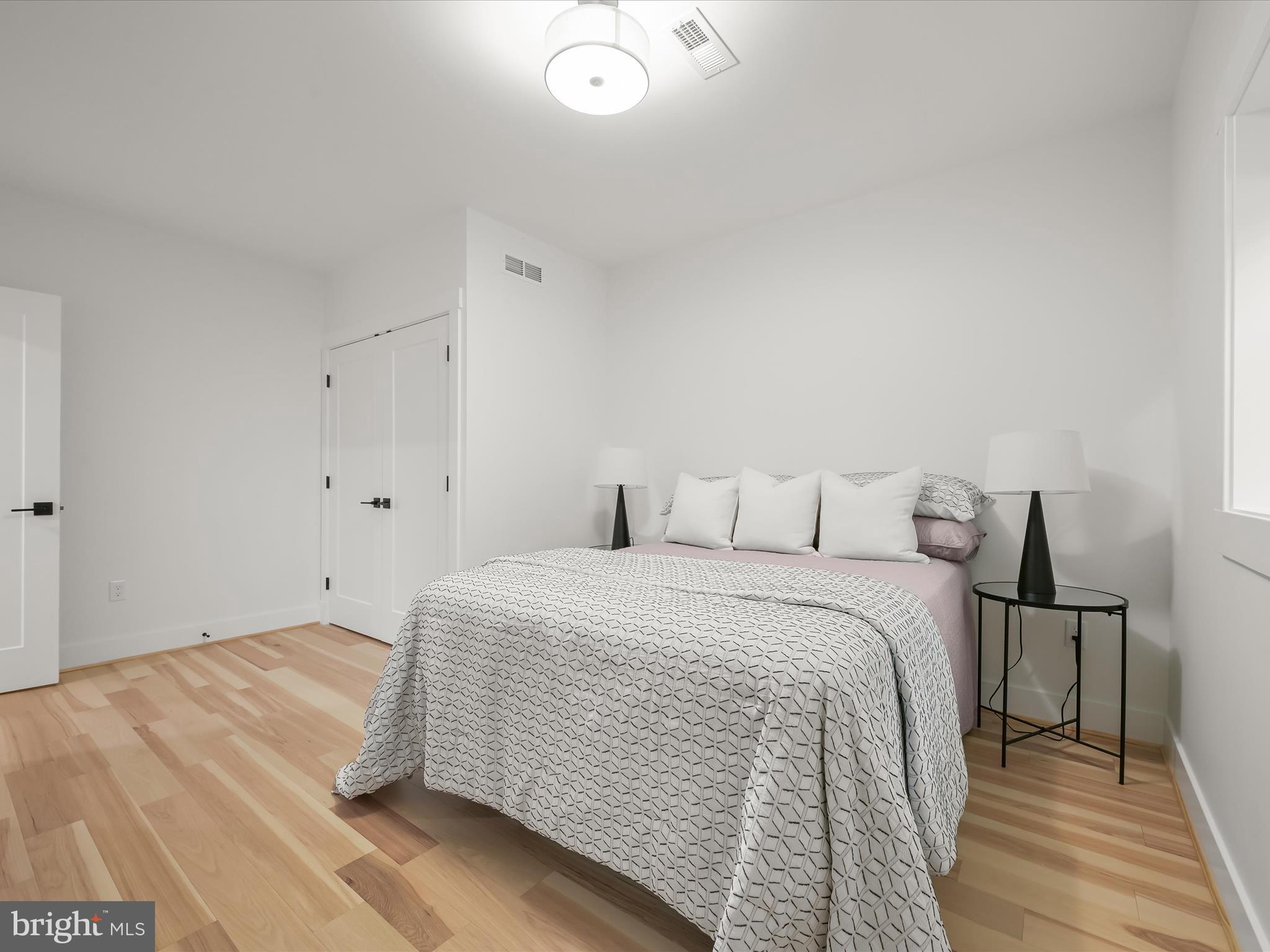 SOLOMONS RIDGE - Residential