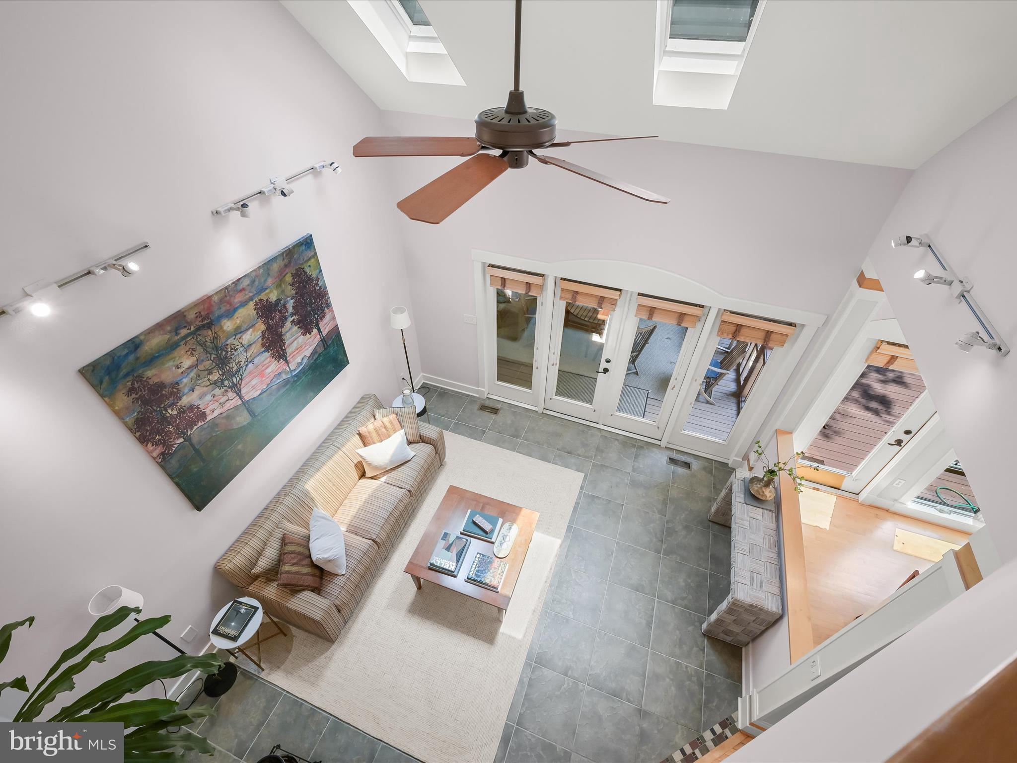 SOLOMONS RIDGE - Residential