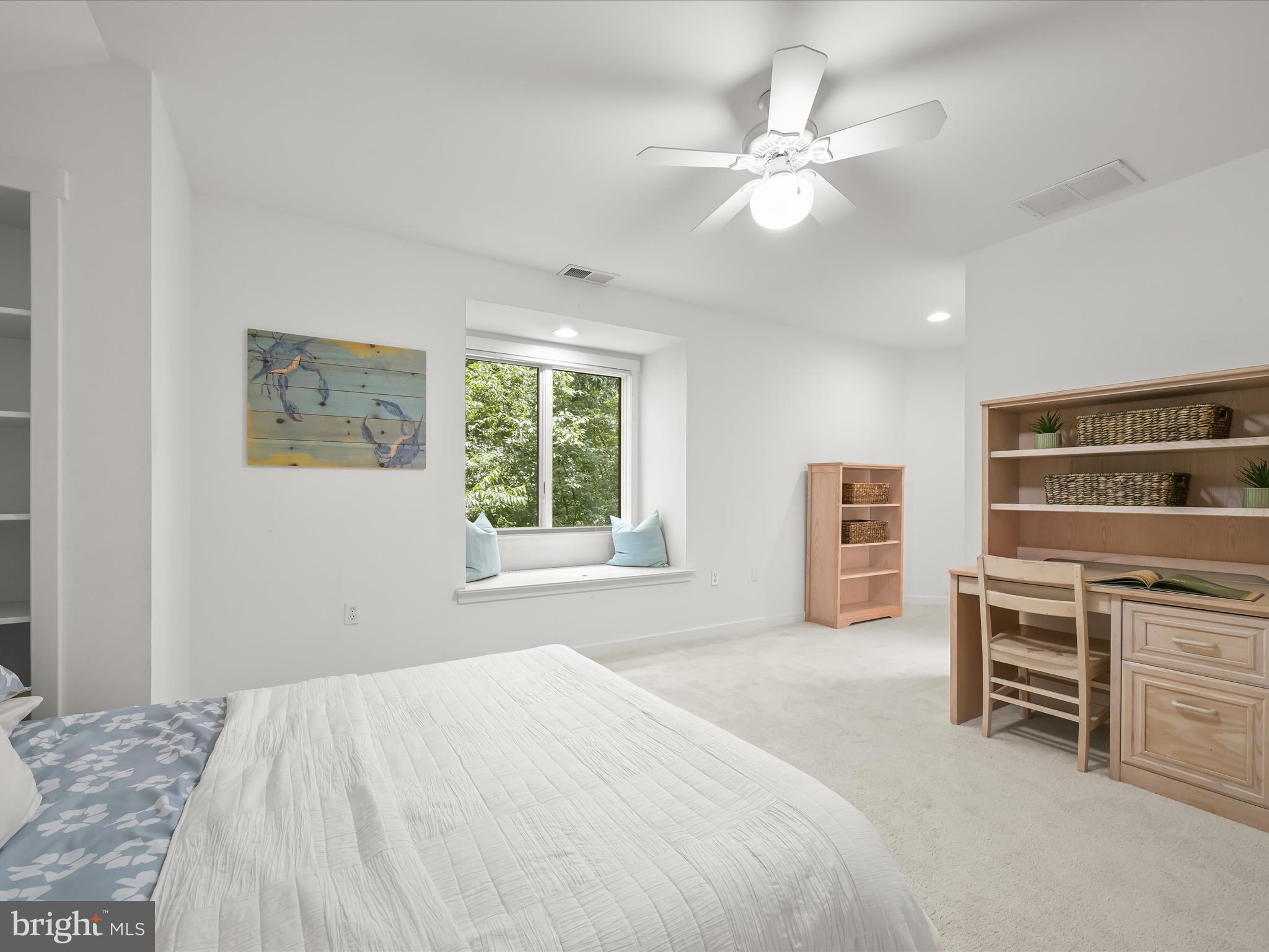 SOLOMONS RIDGE - Residential