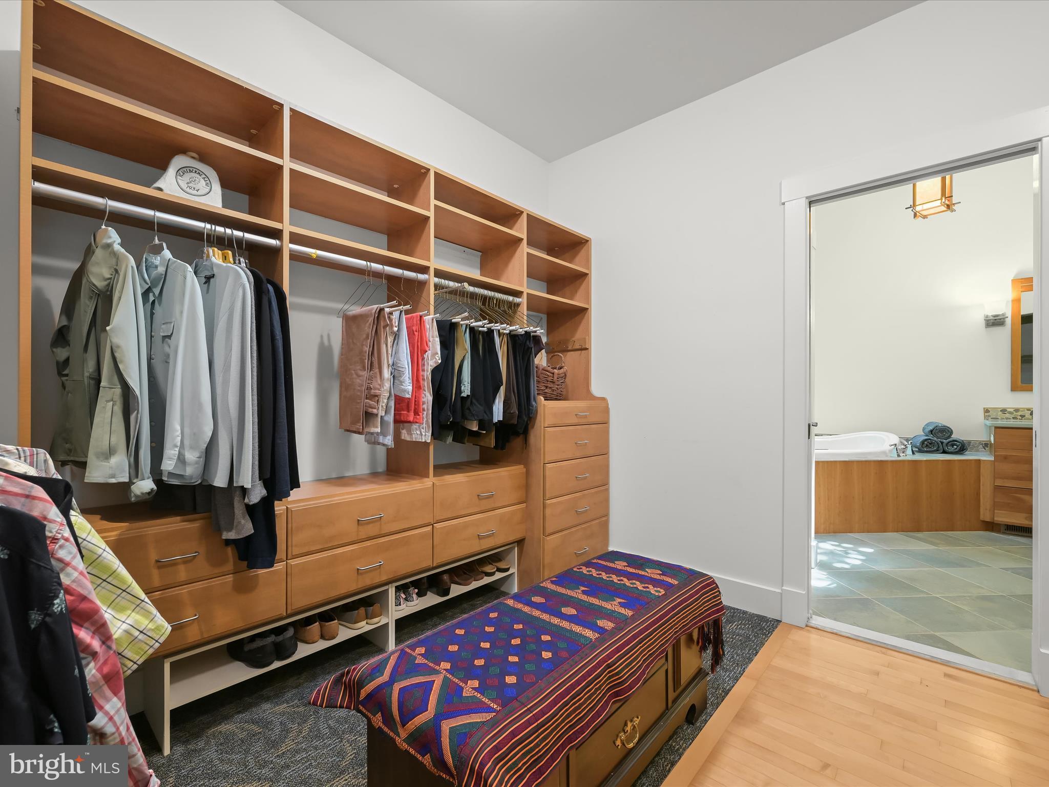 SOLOMONS RIDGE - Residential