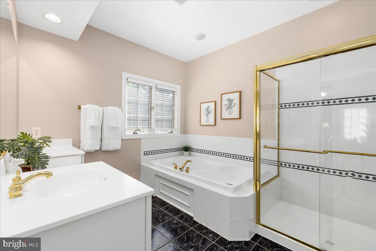 BRANTWOOD - Residential