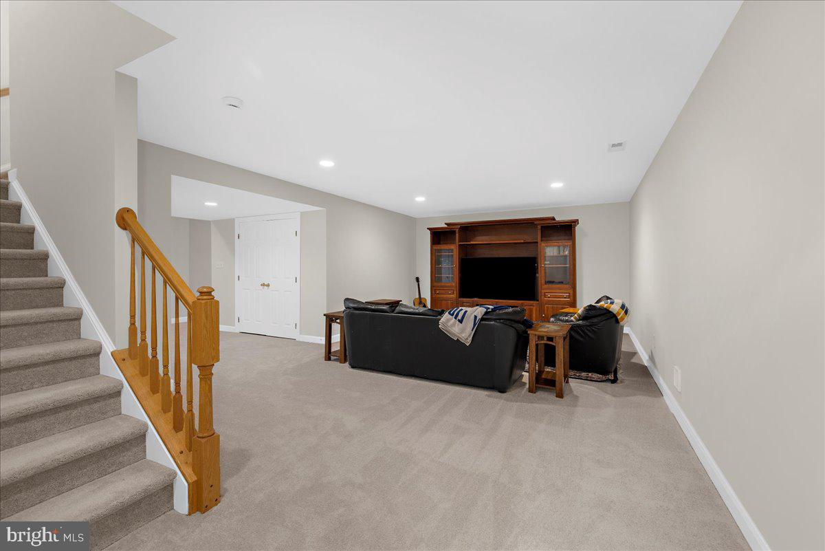 BRANTWOOD - Residential