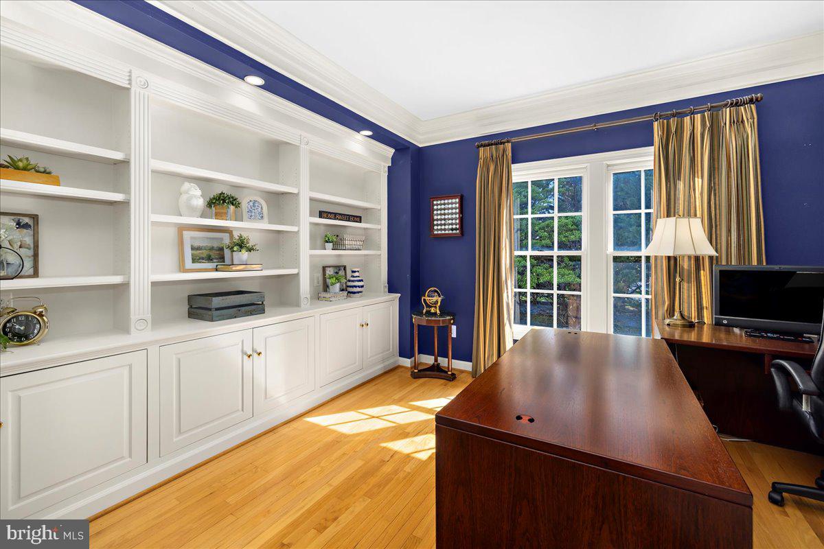 BRANTWOOD - Residential