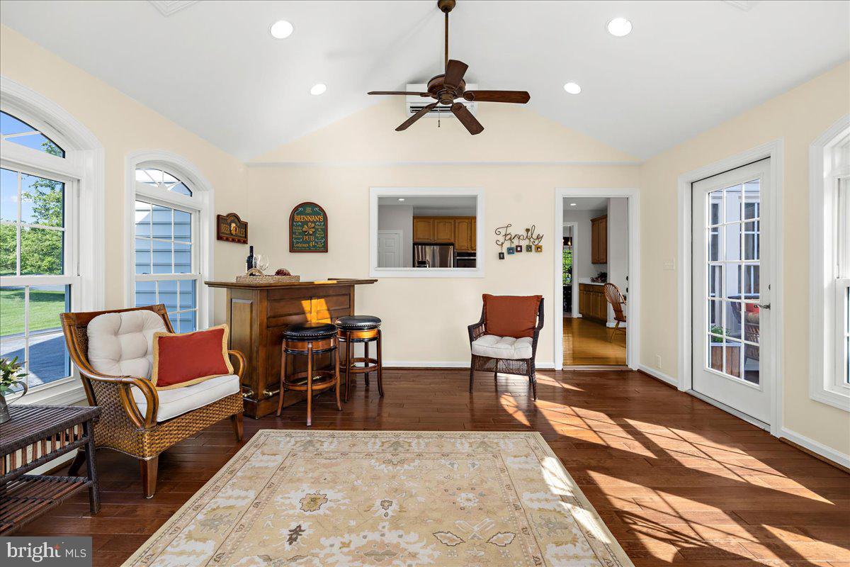 BRANTWOOD - Residential