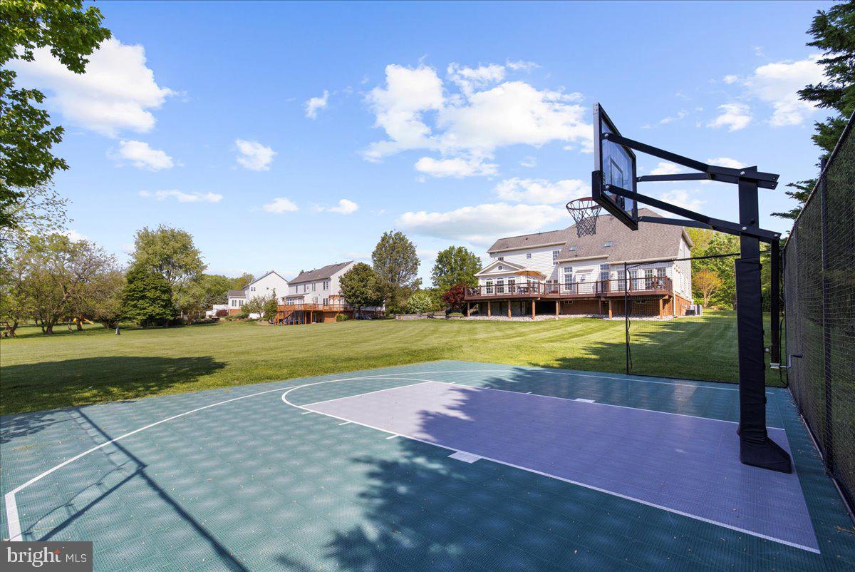 BRANTWOOD - Residential