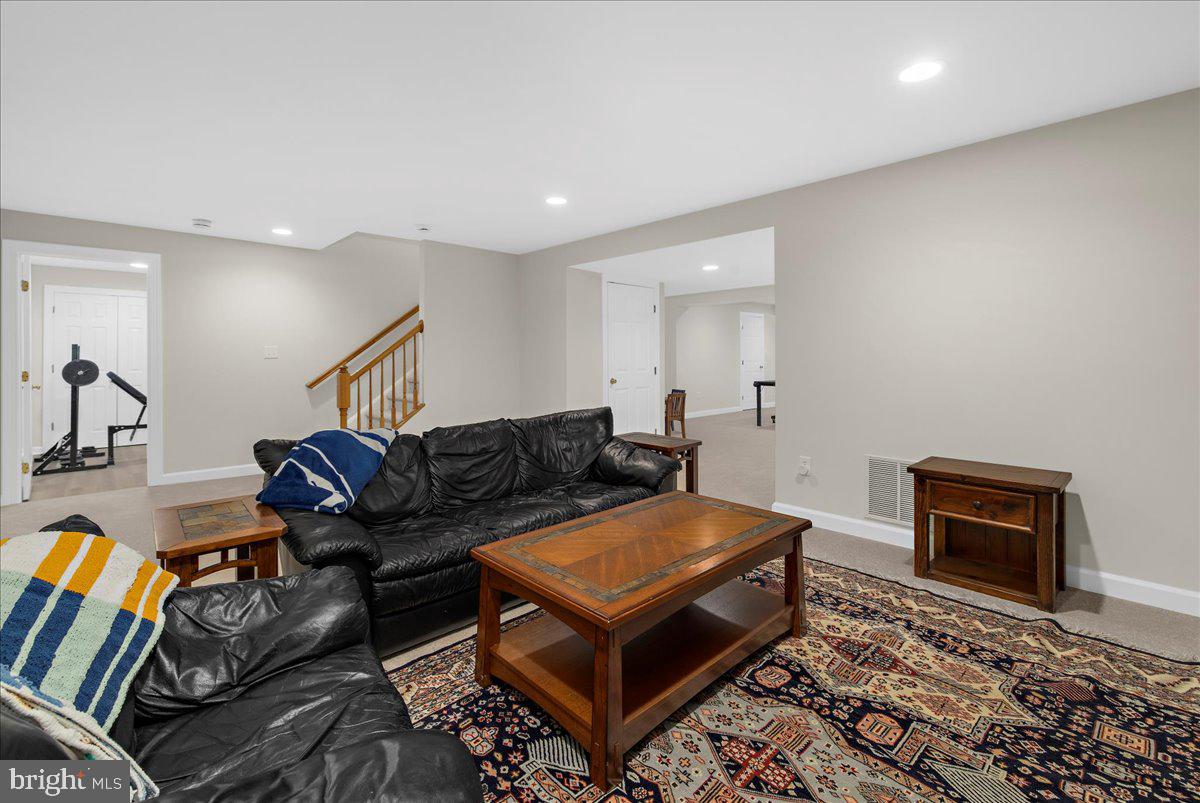 BRANTWOOD - Residential