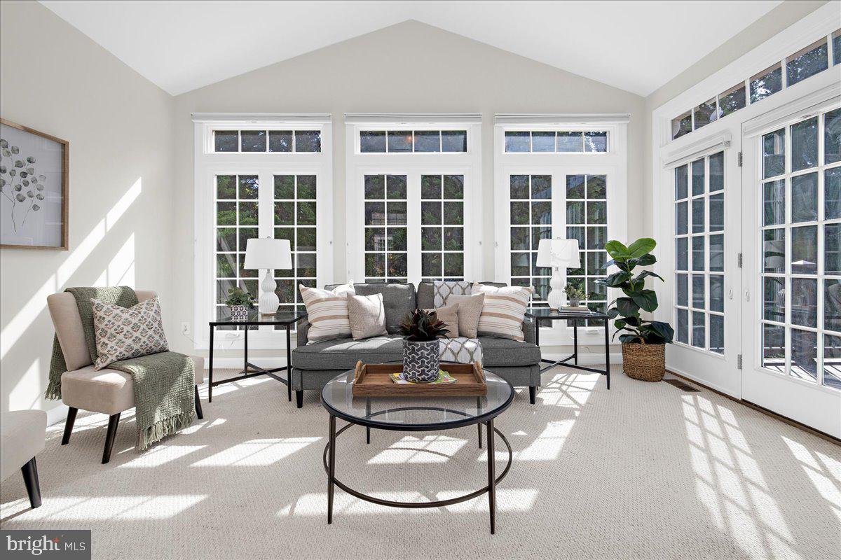 BRANTWOOD - Residential