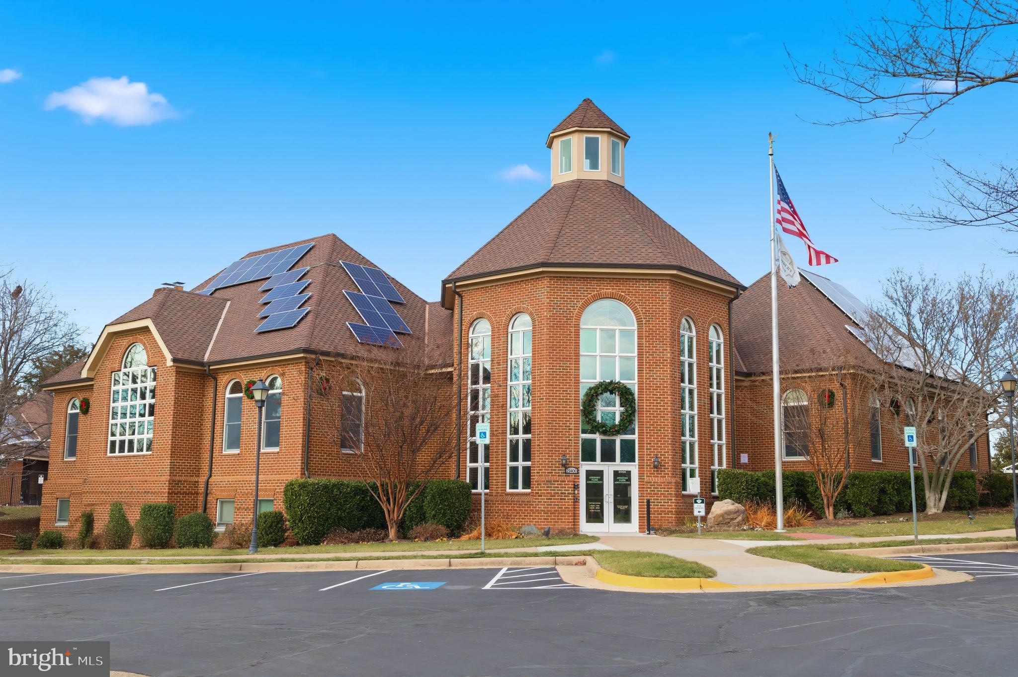 ASHBURN FARM - Residential
