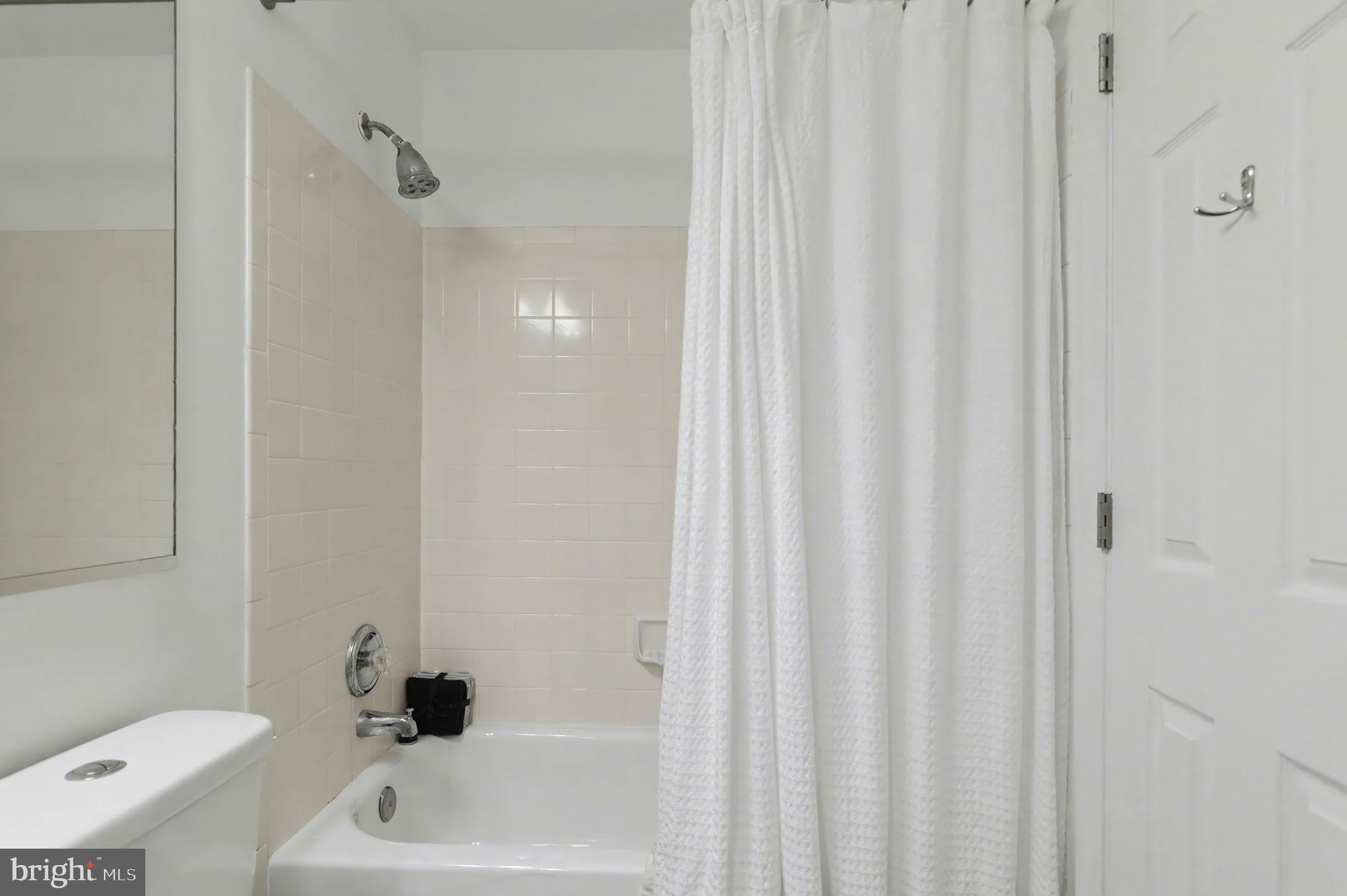 ASHBURN FARM - Residential