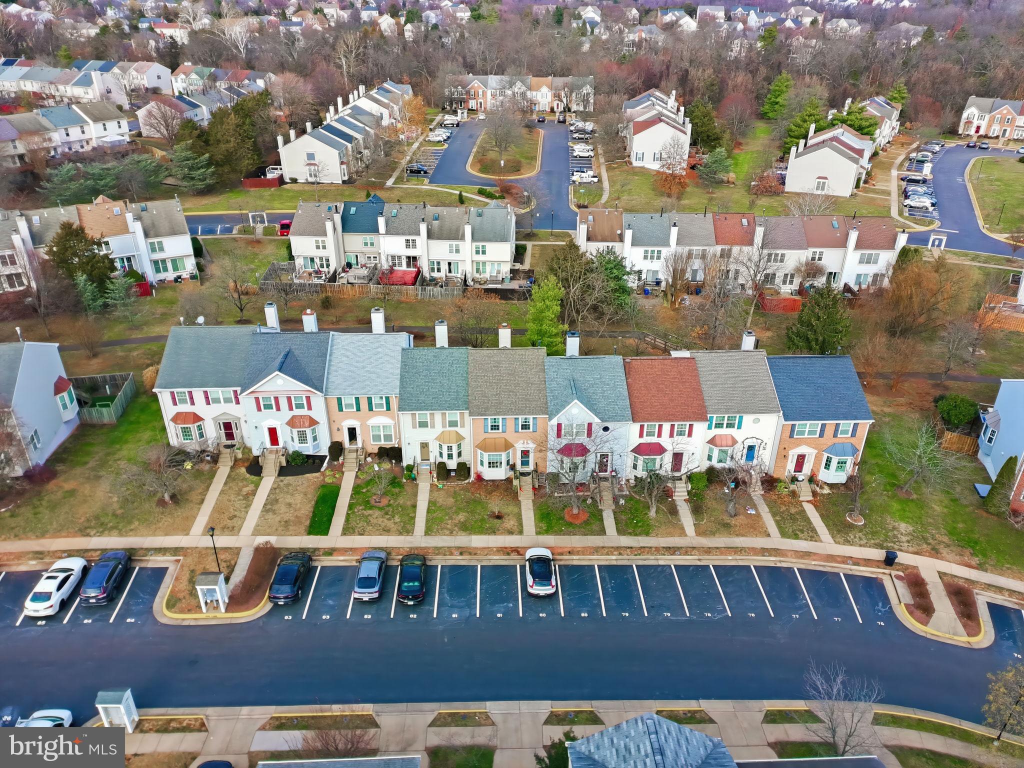 ASHBURN FARM - Residential