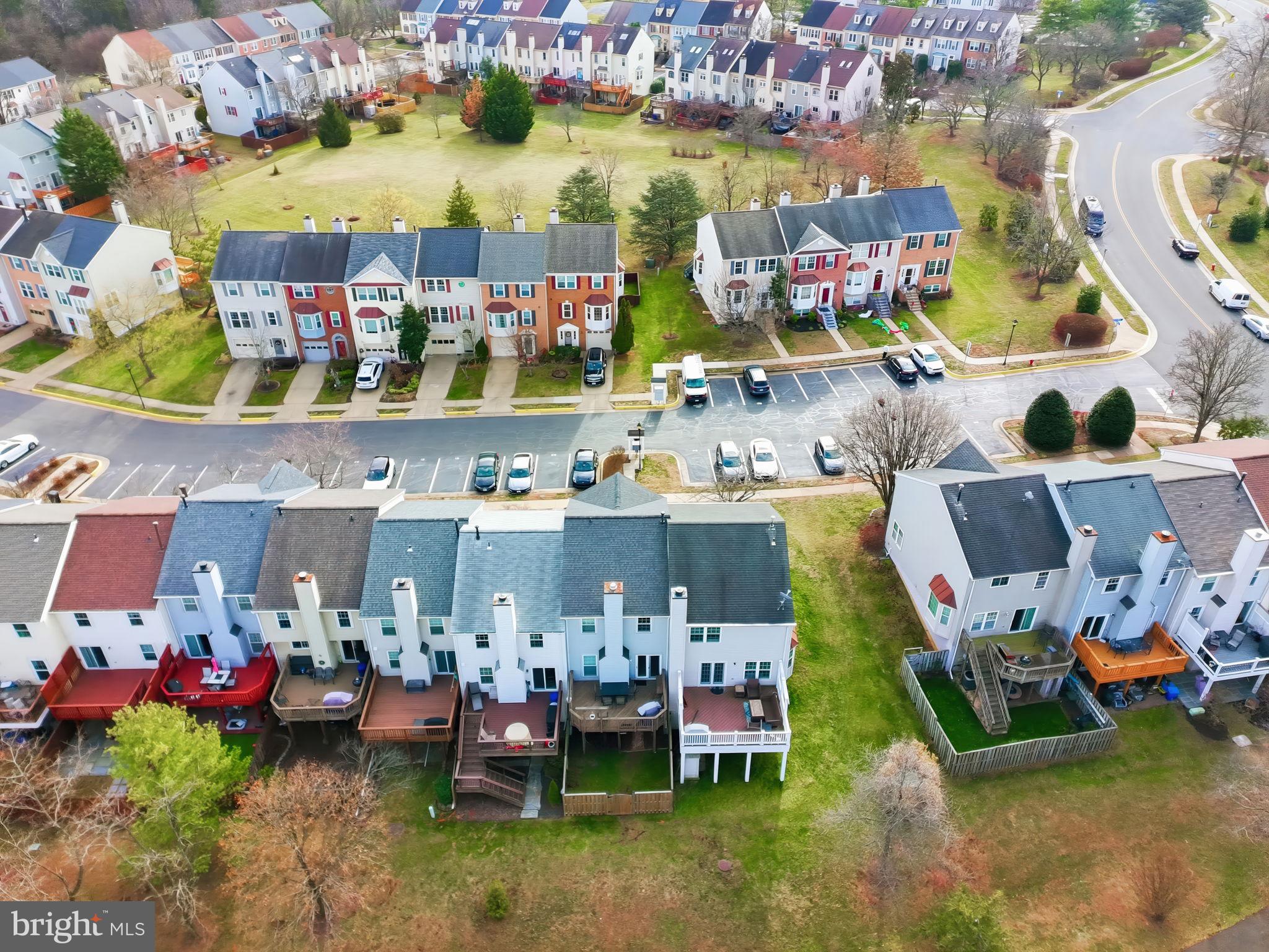 ASHBURN FARM - Residential