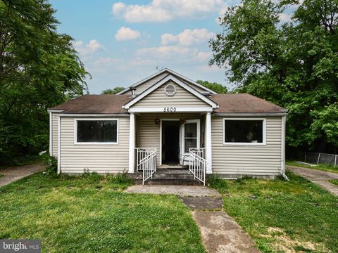 Photo of 5600 Eleanor Court, ALEXANDRIA, VA 22303 (MLS # VAFX2315030)
